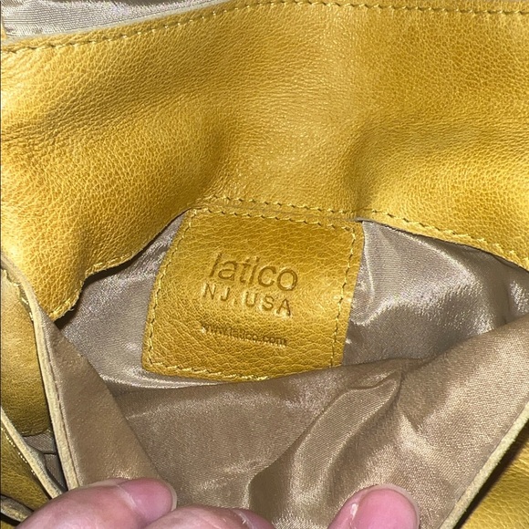 Latico lave Yellow Leather Crossbody good condition with one stain - Picture 7 of 15